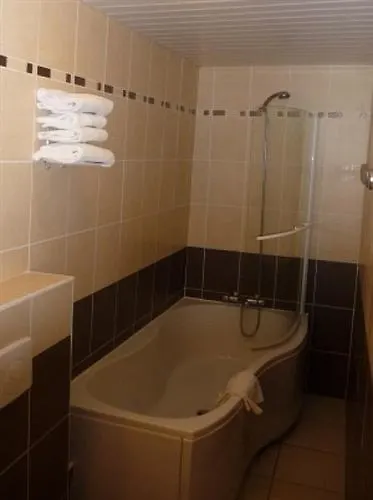 Отель Windsor Contact 3*