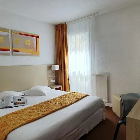 Windsor Contact Hotel 3*