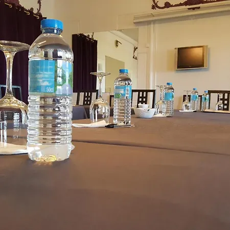 Windsor Contact Hotel 3*