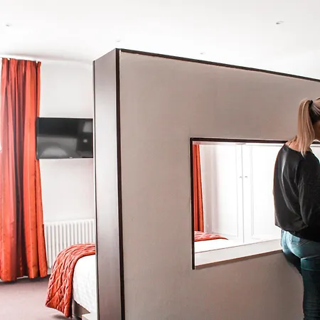 Hotell Windsor Contact 3*