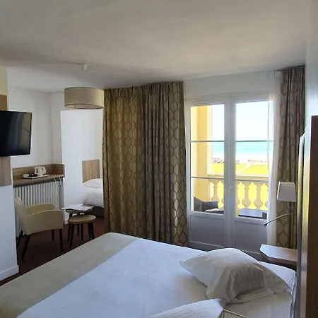 Windsor Contact Hotel