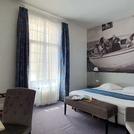 Windsor Contact Hotel