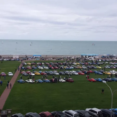Hotel Windsor Contact 3*