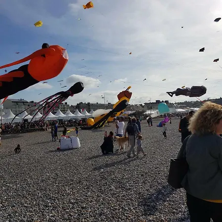 Hotell Windsor Contact 3*