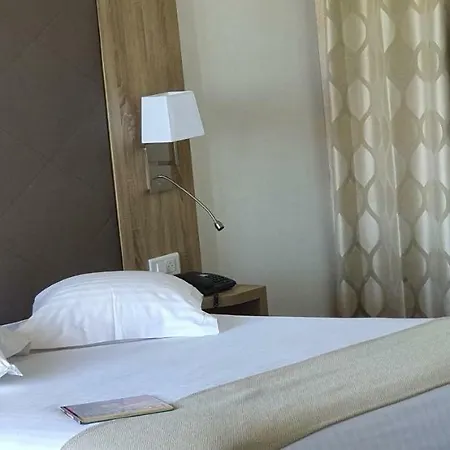 Windsor Contact 3* 디에프